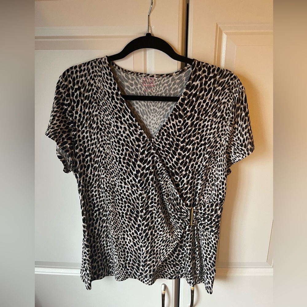 212 Collection large leopard blouse